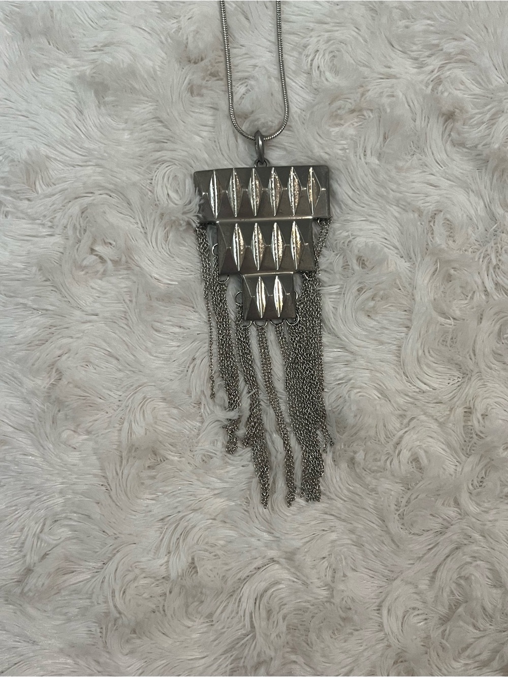 House of Harlow 1960 Silver-Tone Pyramid Fringe Pendant Necklace - Picture 2 of 6